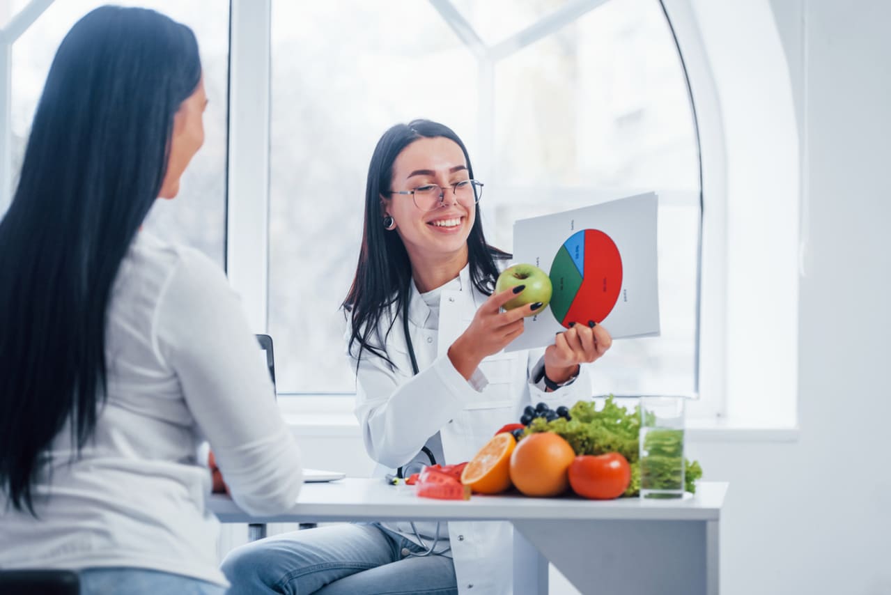 por que ir ao nutricionista? vem descobrir!